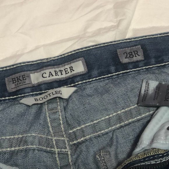 Buckle BKE Carter Destroyed Bootleg 28R Men's Jeans EUC - Picture 7 of 9